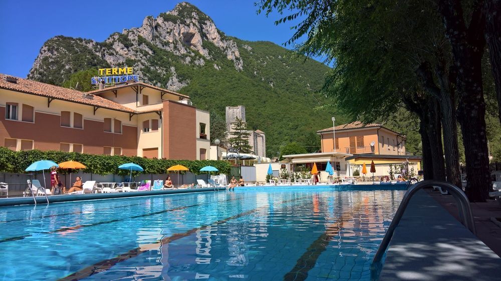 Hotel Terme Di San Vittore Genga  Exterior photo